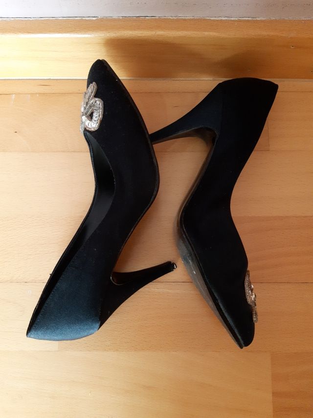 Tacones T.37 con lazo lentejuelas Sasson