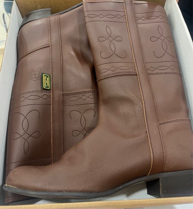 Botas  valverde del camino