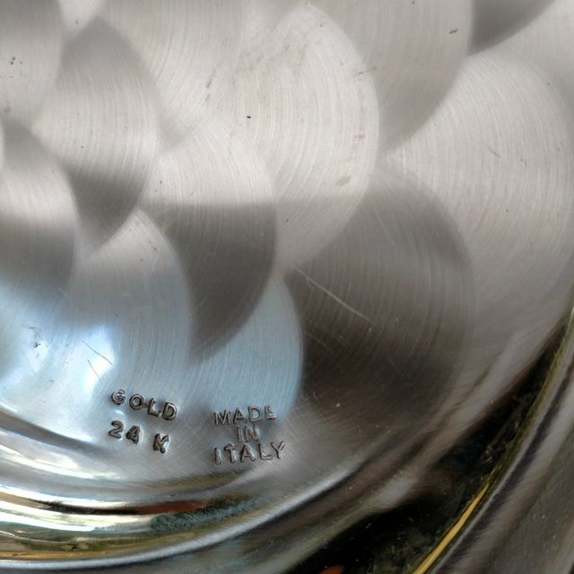 Vassoio in foglia oro antico