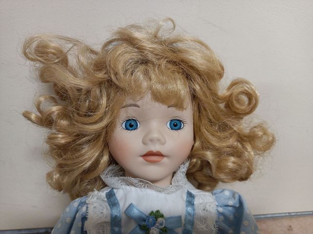 Bambola in porcellana da collezione - Rachel