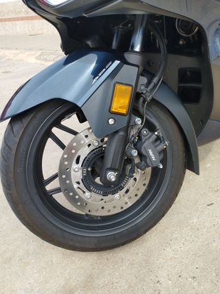 HONDA FORZA 300