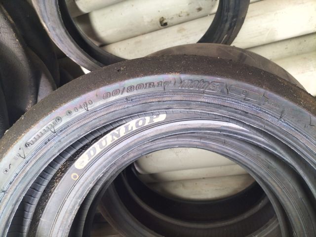 JUEGOS DE SLICK MOTO3 y 5 Pirelli Diablo Superbike