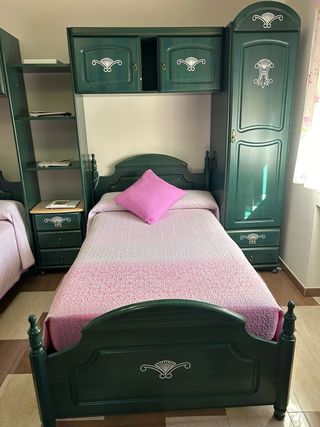 Conjunto de muebles de dormitorio de madera maciza