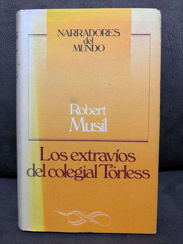 LOS EXTRAVÍOS DEL COLEGIAL TÖRLESS