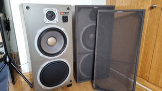 Altavoces Sony SS-515