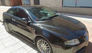 Alfa Romeo GT 2004