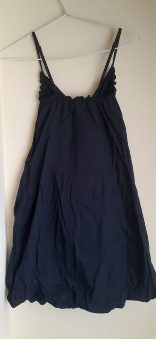 Vestido negro tiras