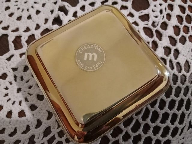 Piccolo portagioie in ottone 