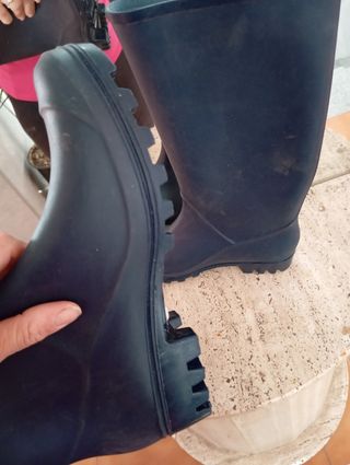 Bota agua 36 a estrenar