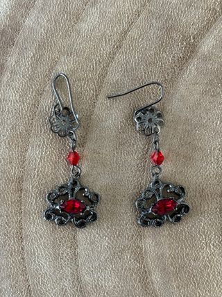 Pendientes largos plateados