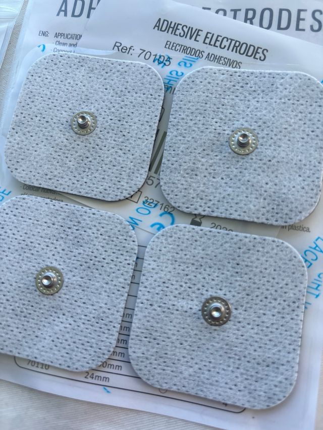 Adhesive electrodos 2 pac de 4 cada uno