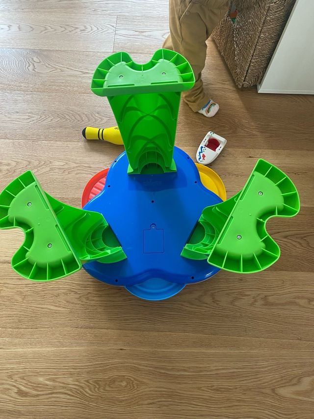 Mesa actividades bilingüe