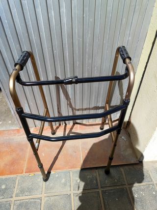 Andador plegable