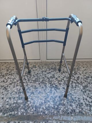Andador plegable