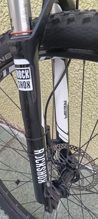 Bicicleta Specialized Stump jumper Comp carbon