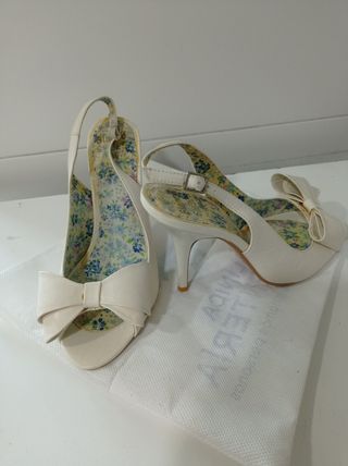 Zapatos de tacón alto
