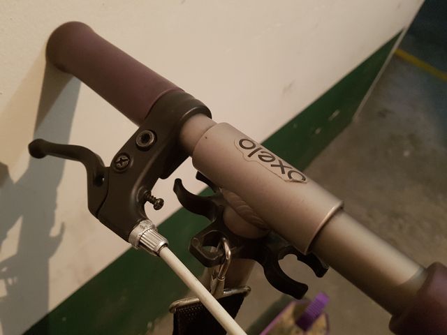 Patinete con freno y suspensión