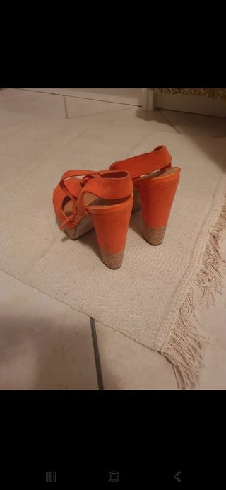 Tacchi arancione - sughero