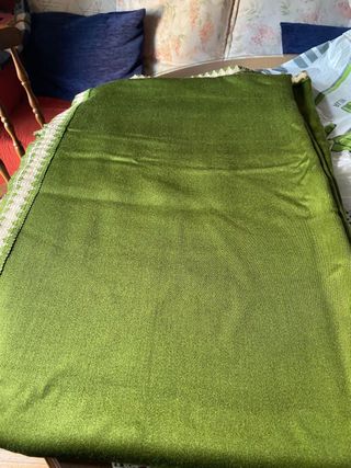 Colcha de raso antigua