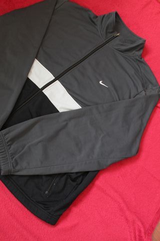 Sudadera Nike Retro