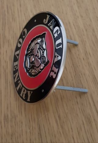 insignia parrilla jaguar coventry xk