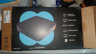 Routers y decodificador TV Orange con mando