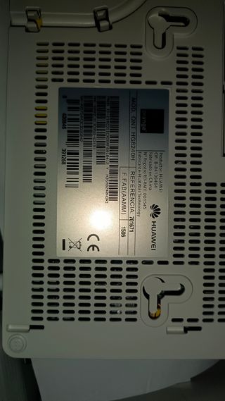 Routers y decodificador TV Orange con mando