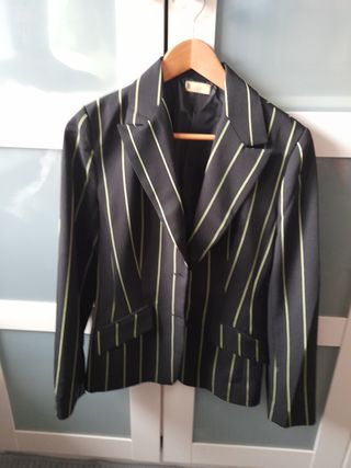 Americana,  blazier, negra