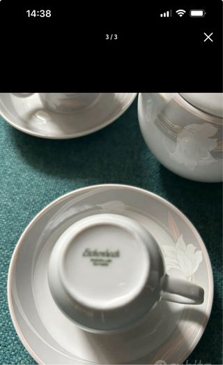 Servito da 4 per caffe’ in porcellana