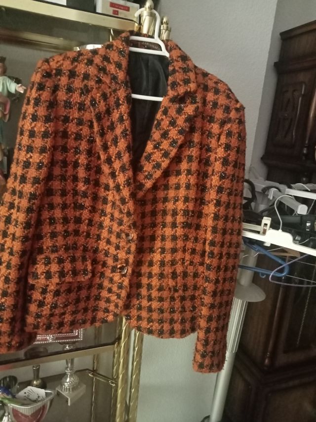 Chaqueta de Señora Muy Elegante