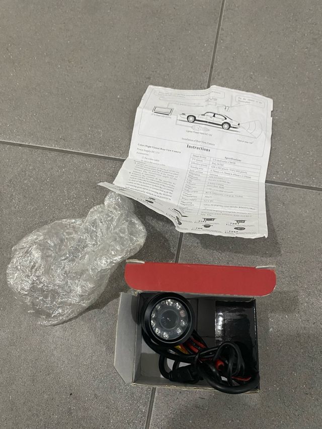 Camara marcha atras . Solo camara