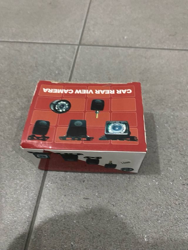 Camara marcha atras . Solo camara