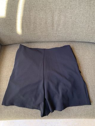 Mono corto negro de Zara de fiesta