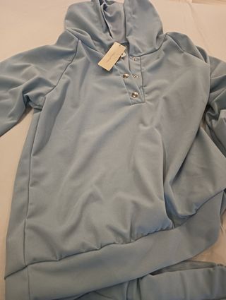 Chándal sin estrenar chica talla 40