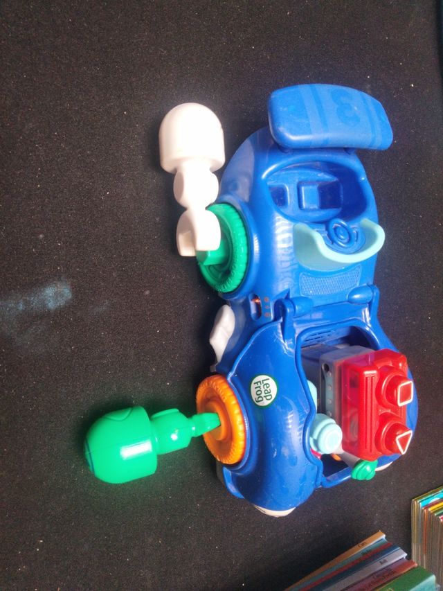 Coche infantil de mecánica 