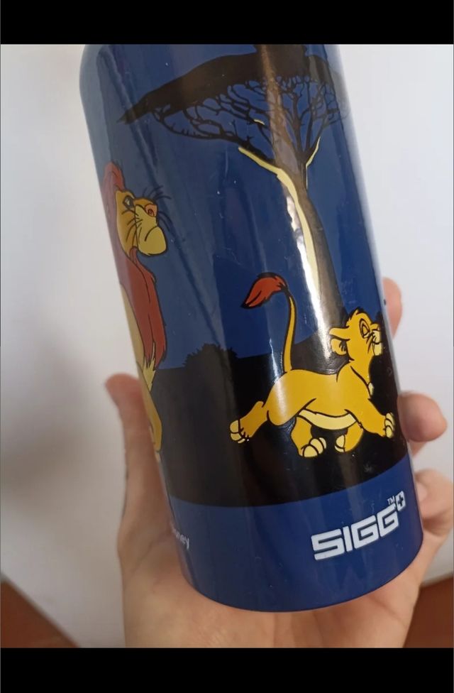 Botella de líquidos Rey León