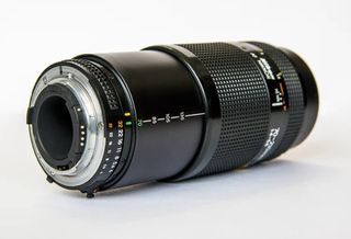 Nikon AF Nikkor 70-210 1:4-5.6