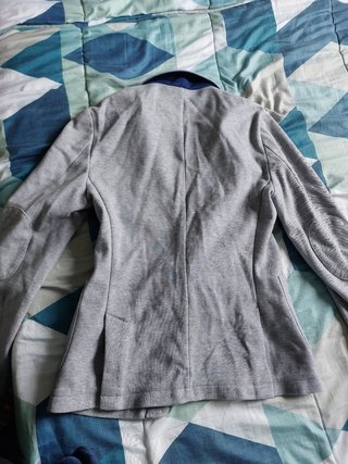 Americana gris niño