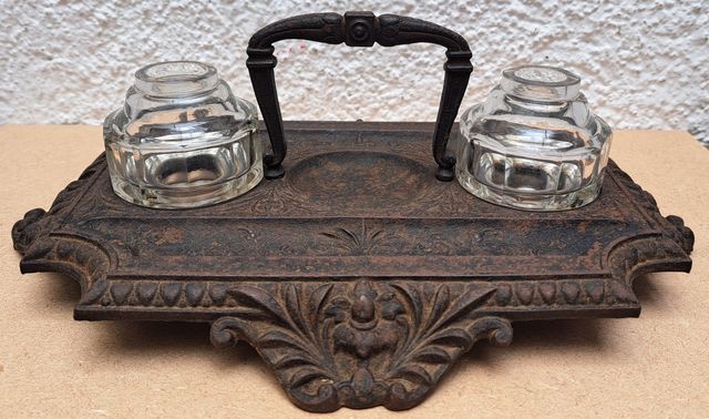 ANTIGUA ESCRIBANÍA DE HIERRO FUNDIDO SIGLO XIX