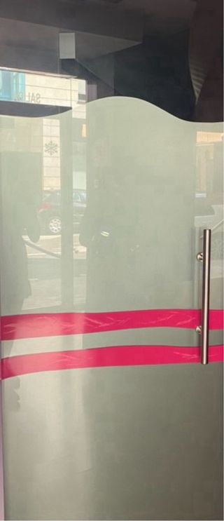 Puerta cristal sistema hidraulico