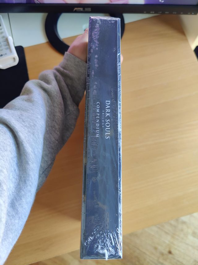 Dark Souls Trilogy Compendium Limited Edition 25°