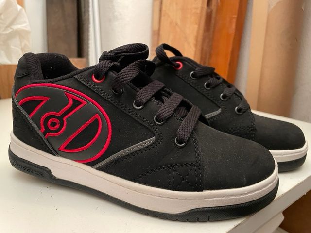 Zapatillas Heelys. Talla 34.