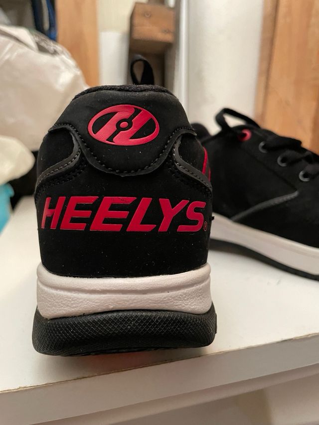 Zapatillas Heelys. Talla 34.