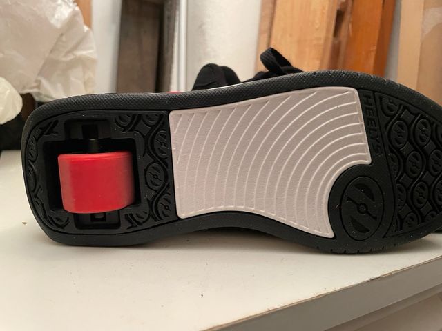 Zapatillas Heelys. Talla 34.