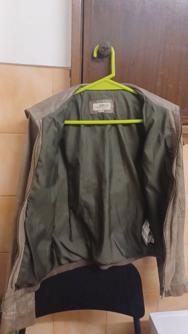 CAIU O PREÇO!!! Bonito e sóbrio casaco feminino de