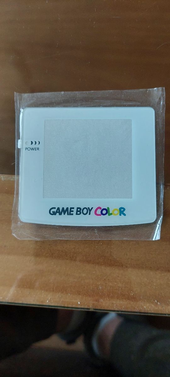 Cubrepantalla Game Boy Color