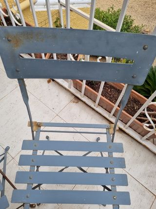 2 Sillas metalicas