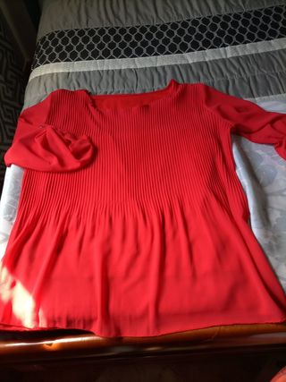 Blusa roja manga larga T.46-48