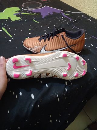 Botas de  futbol