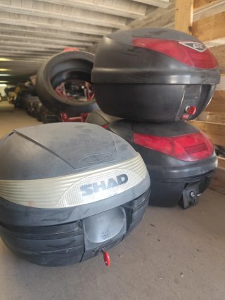 Baúl cofre Moto GIVI Shad